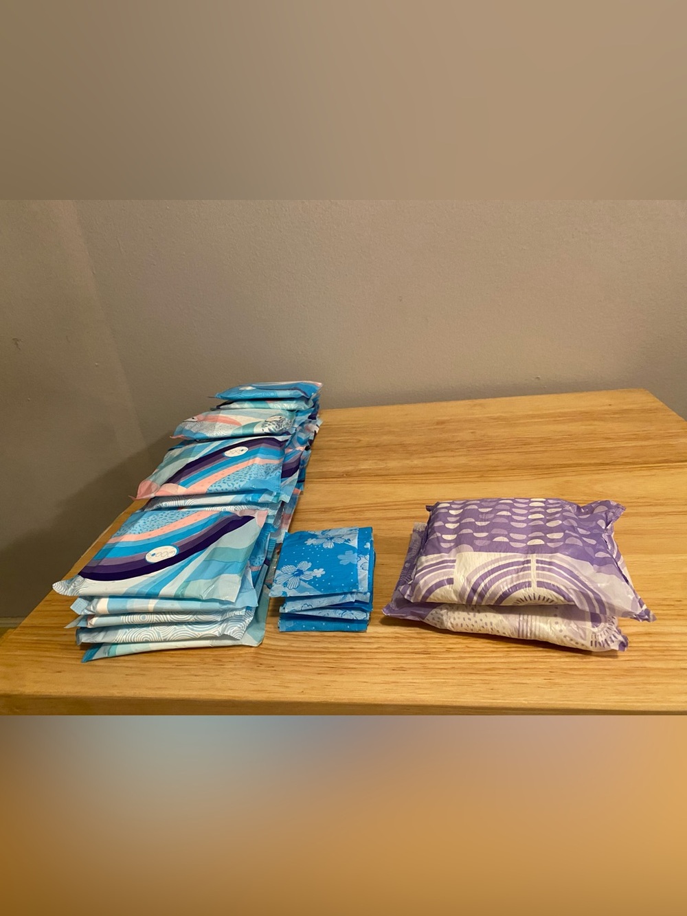 Women sanitary pads